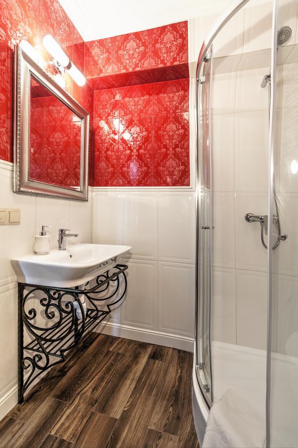 Hotel Pod Herbem -Pokoje Ozonowane Bialystok Ngoại thất bức ảnh