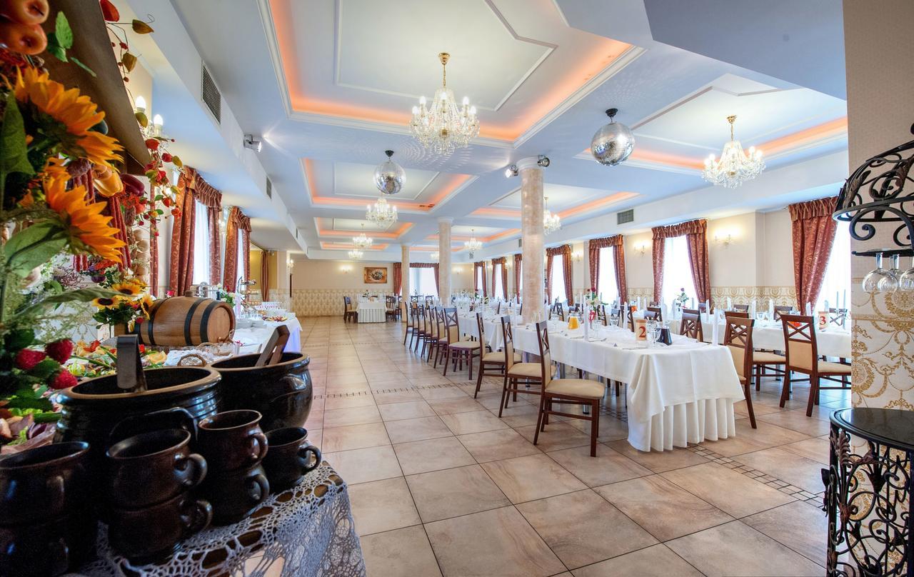 Hotel Pod Herbem -Pokoje Ozonowane Bialystok Ngoại thất bức ảnh