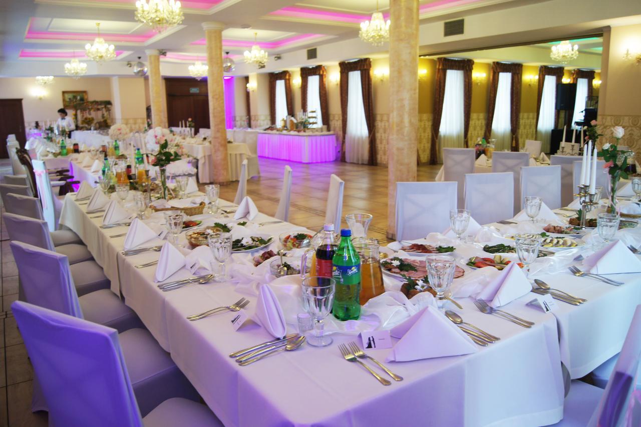 Hotel Pod Herbem -Pokoje Ozonowane Bialystok Ngoại thất bức ảnh